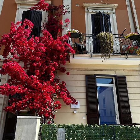 Mariviva Guest House Террачина Екстер'єр фото